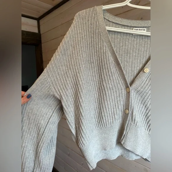 Frank and Oak | Grey Button Front Cardigan - Picture 4 of 8